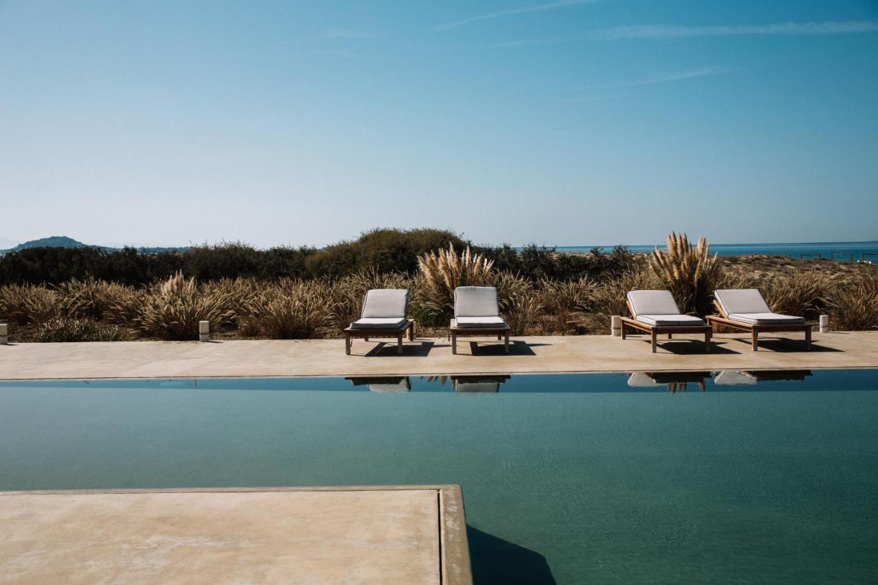 Ammothines Cycladic Suites Agios Arsenios Bagian luar foto